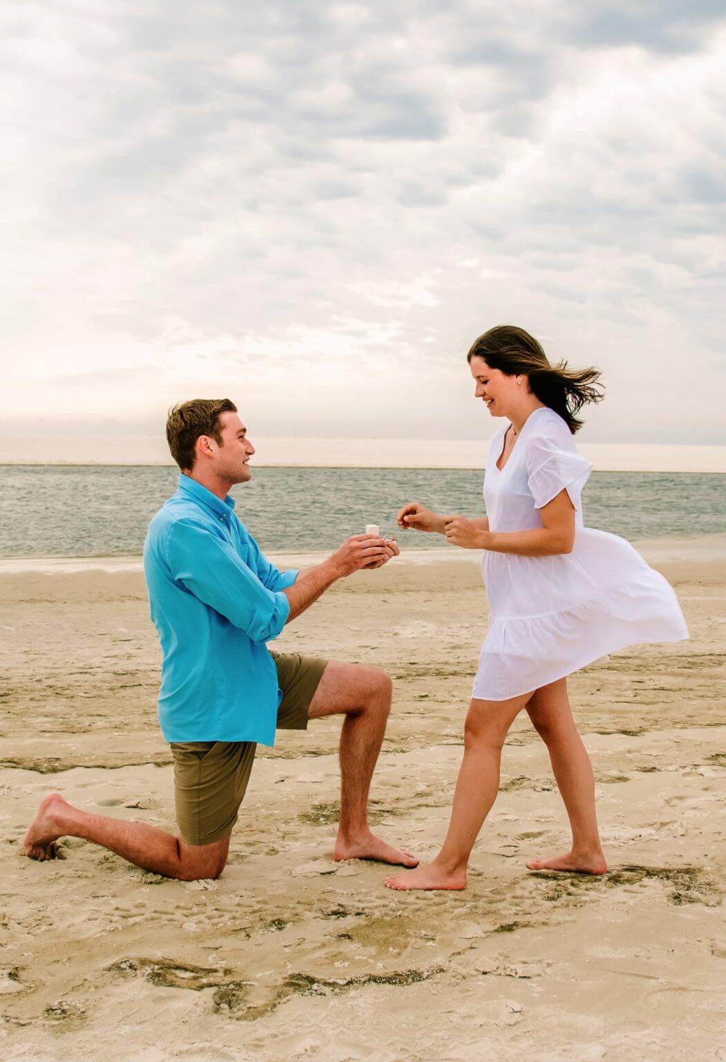 Beach Photoshoot Ideas & What to Wear 7 Tips From a Pro Photographer