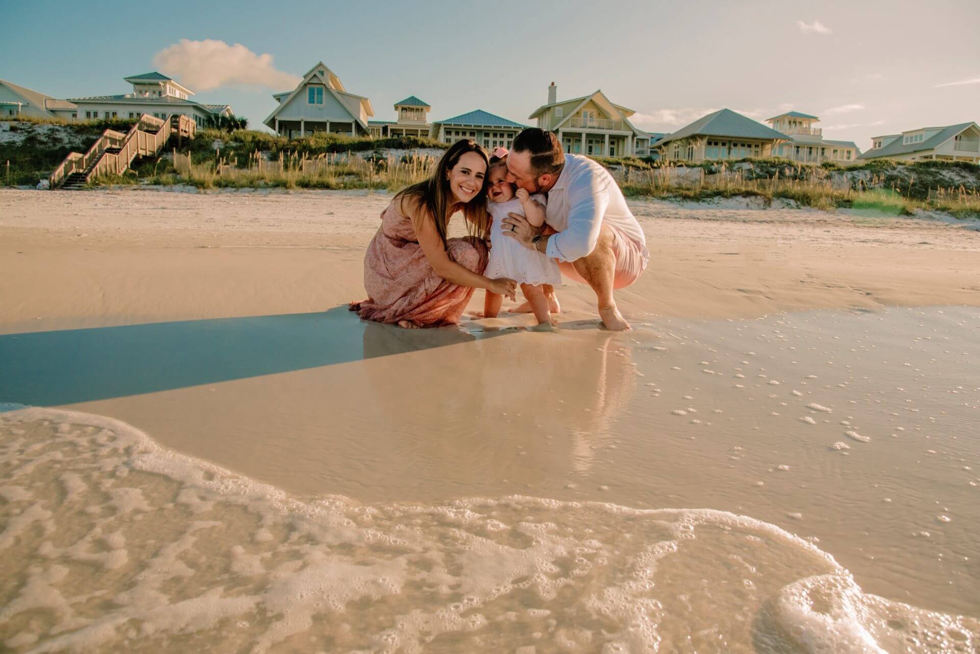 Family posing together at the beach, portrait | Family beach pictures, Beach  family photos, Beach photography family