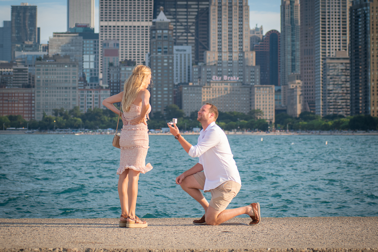 featured photo spot in Chicago for proposals photo shoots gallery