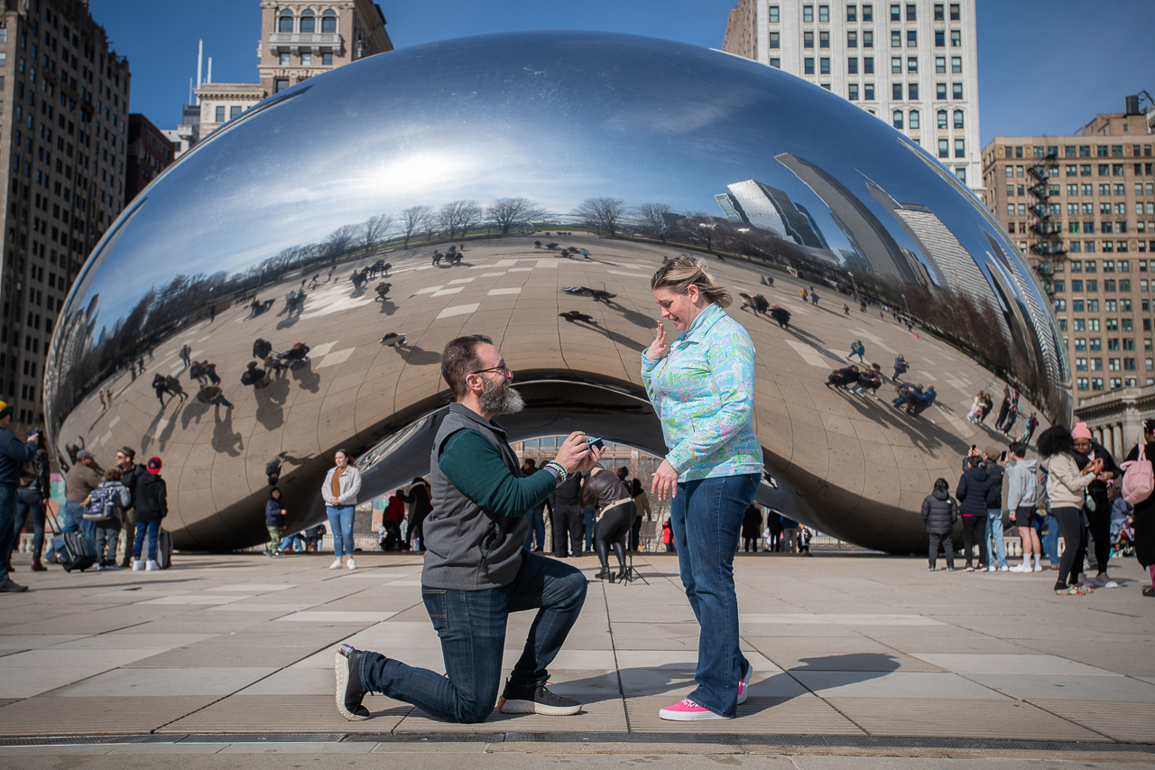 featured photo spot in Chicago for proposals photo shoots