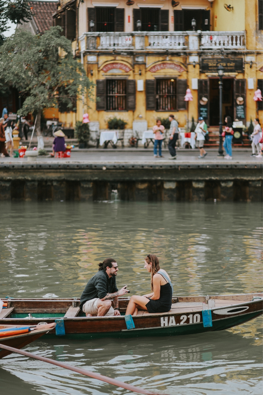 featured photo spot in Hoi An for proposals photo shoots gallery