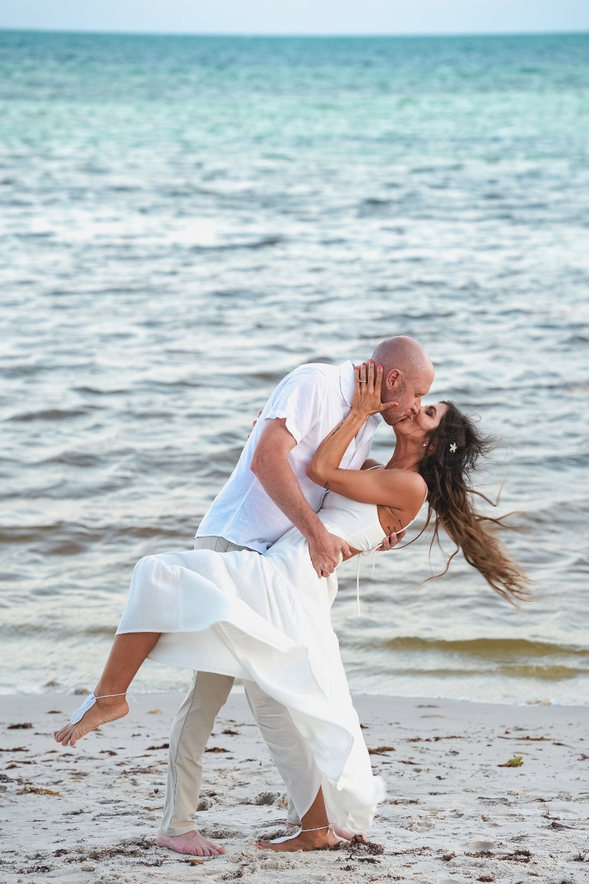 featured photo spot in Key West for proposals photo shoots gallery