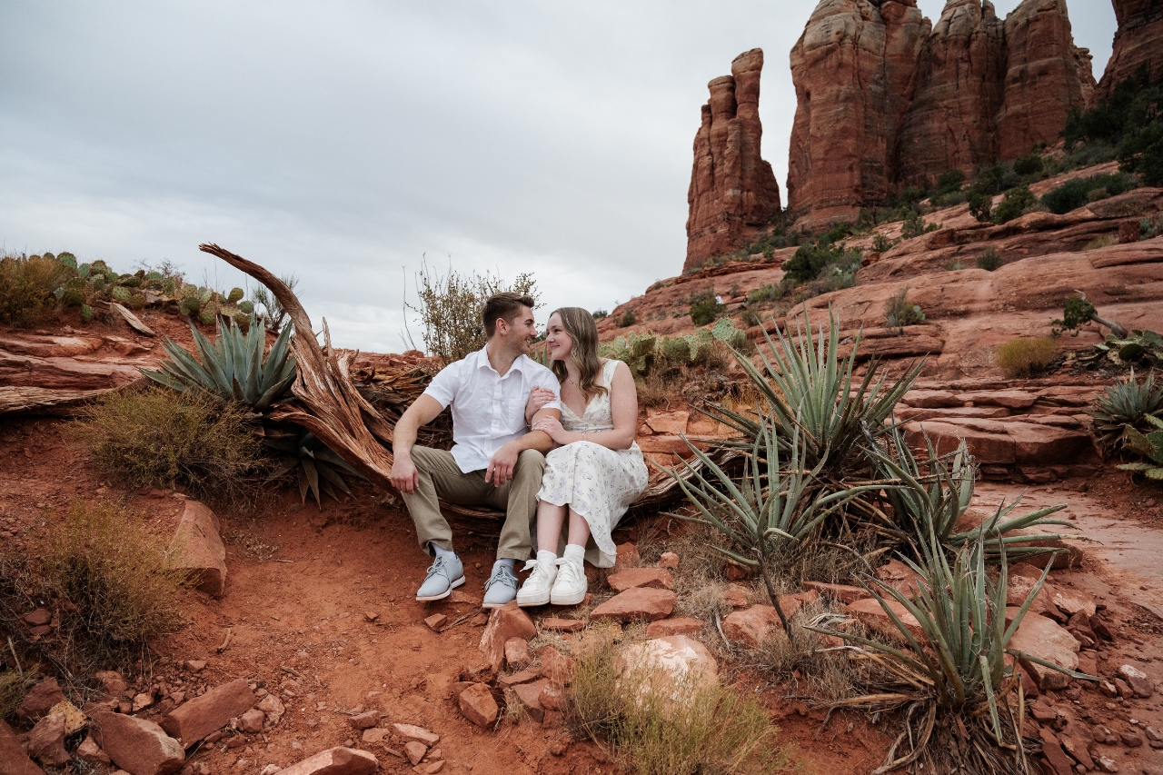 featured photo spot in Sedona for proposals photo shoots gallery