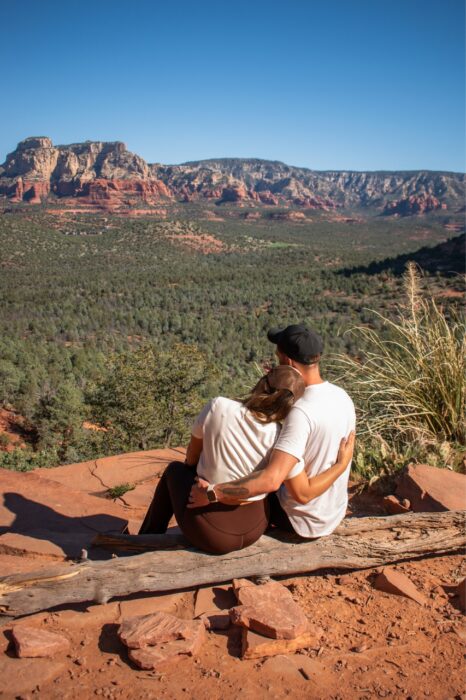 sedona-proposal-photographer-local-lens-devils-bridge