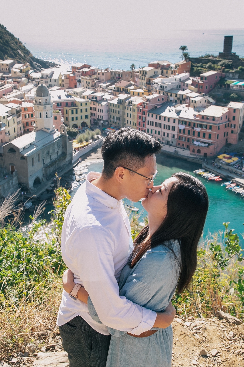 featured photo spot in Cinque Terre for proposals photo shoots gallery