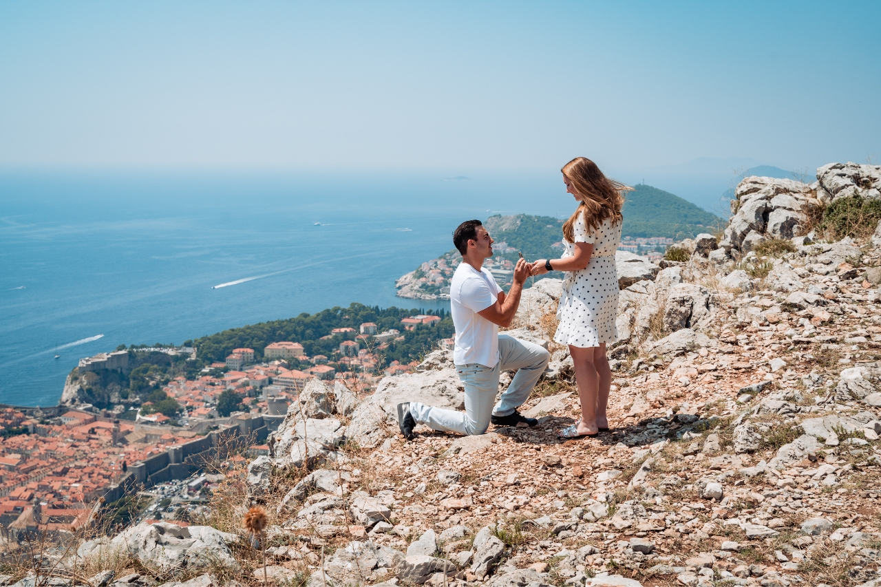 featured photo spot in Dubrovnik for proposals photo shoots