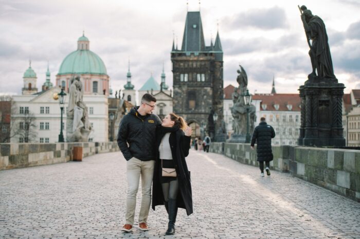 prague-proposal-local-lens-charles-bridge