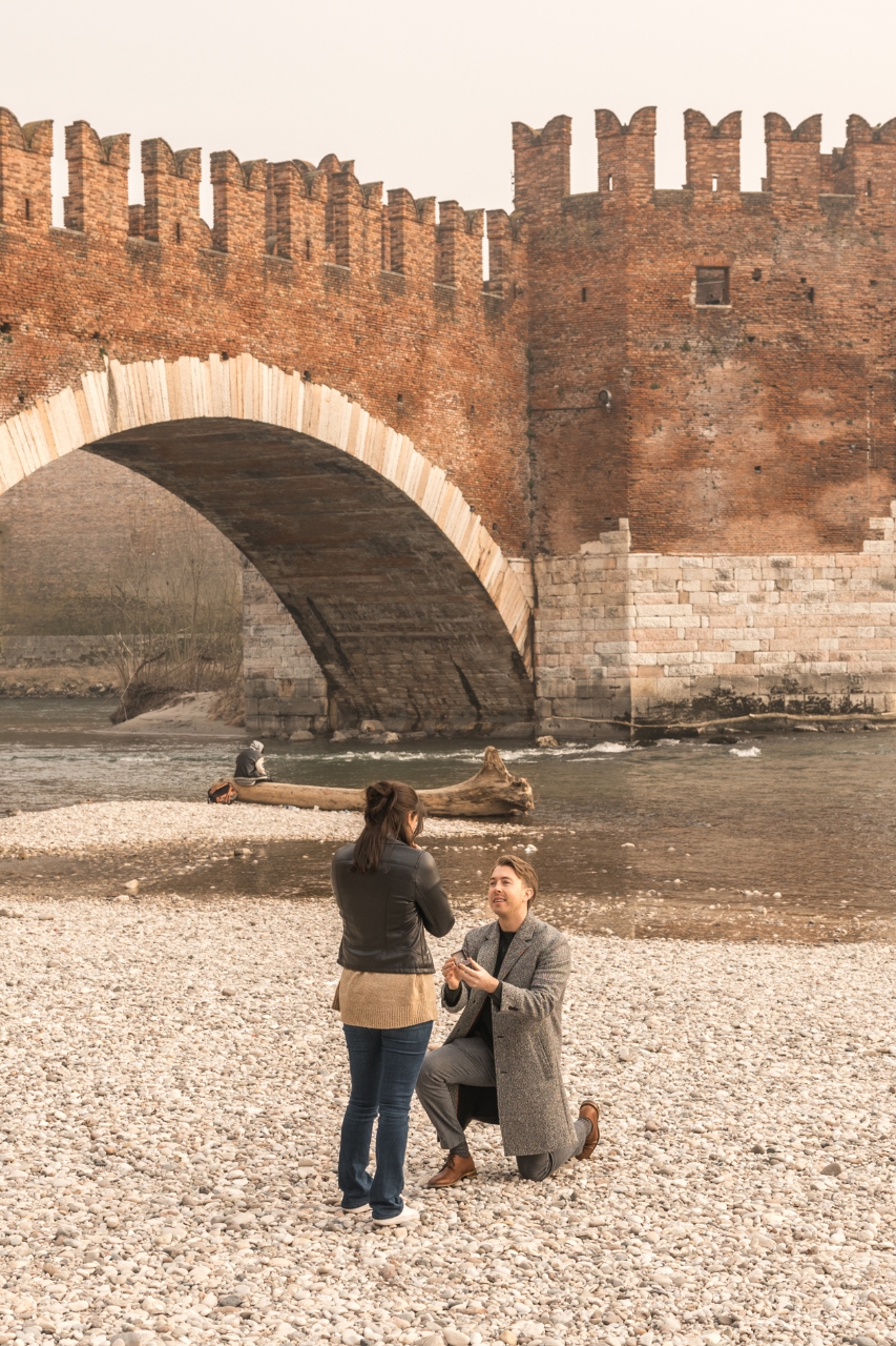 featured photo spot in Verona for proposals photo shoots gallery