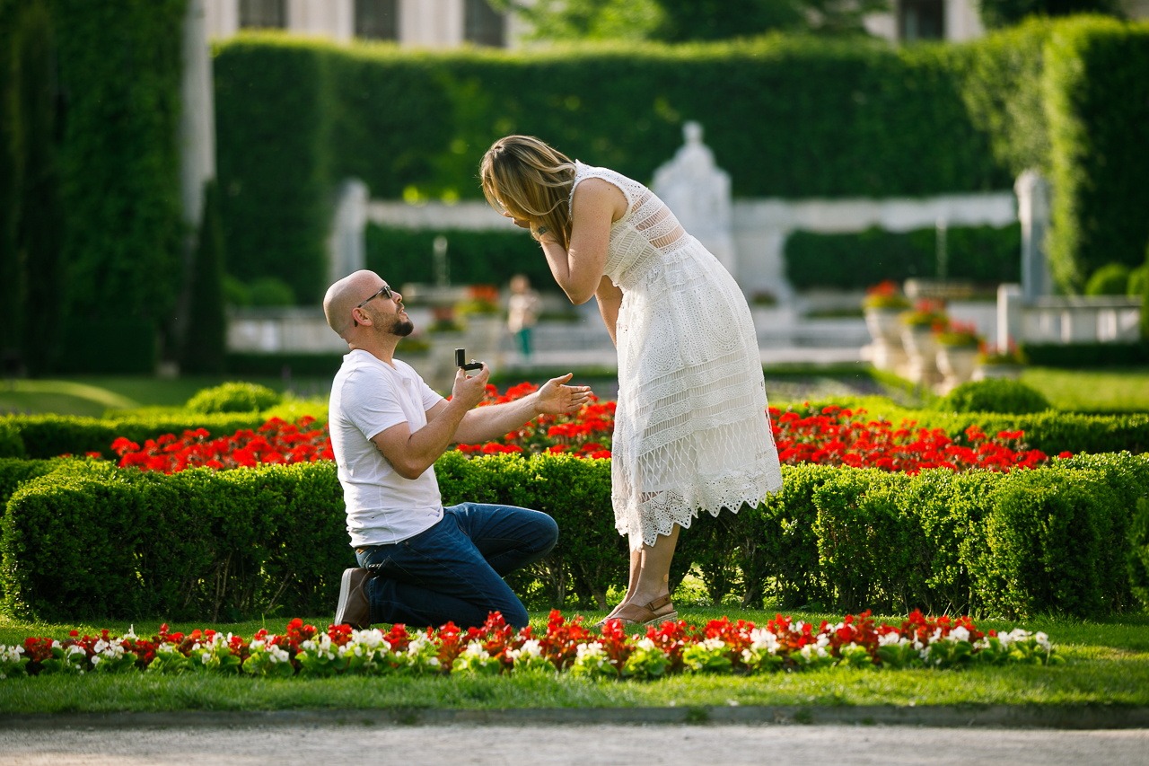 featured photo spot in Vienna for proposals photo shoots