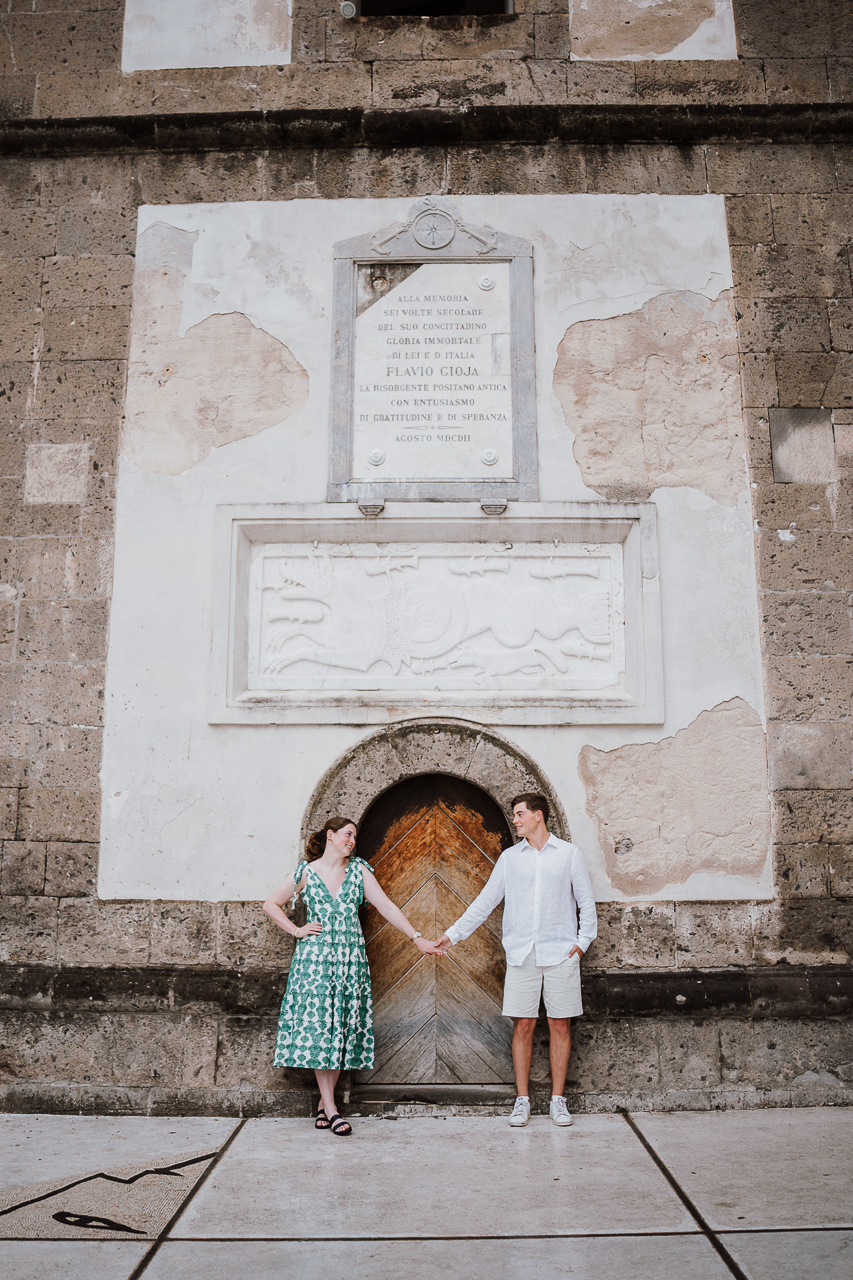 hire a proposal photograhper in Positano