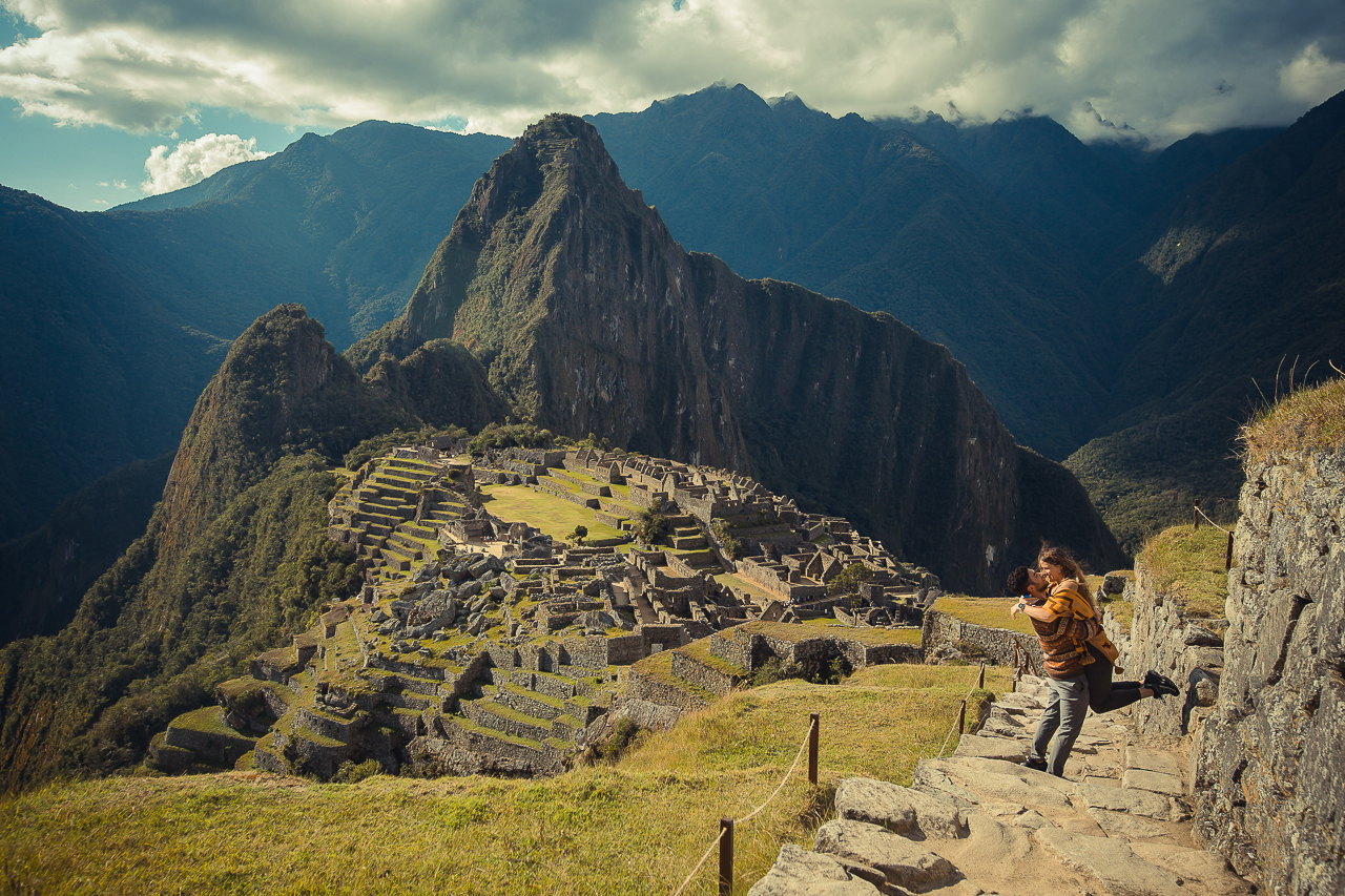 featured photo spot in Machu Picchu for proposals photo shoots