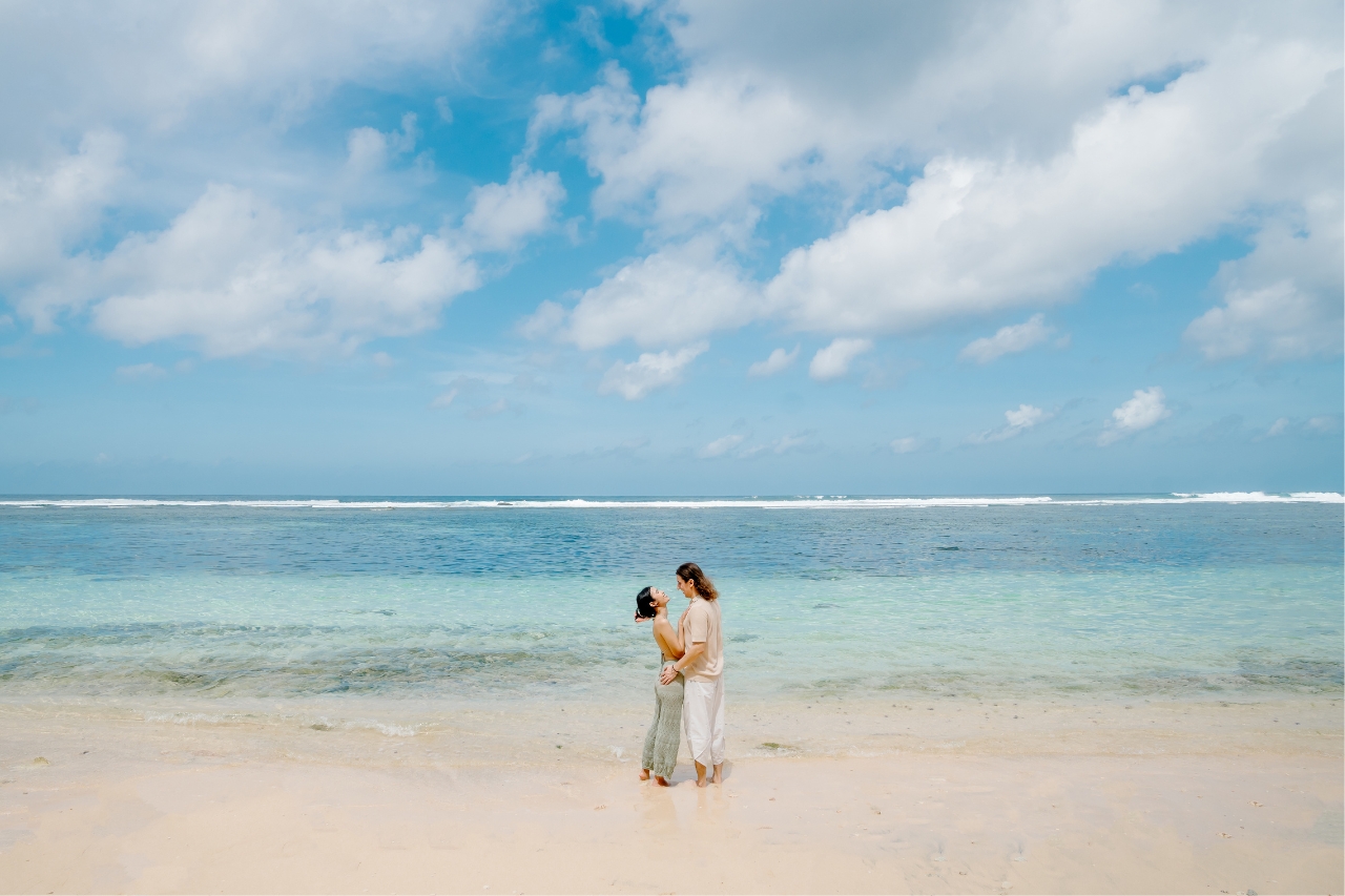 hire a proposal photograhper in Bali
