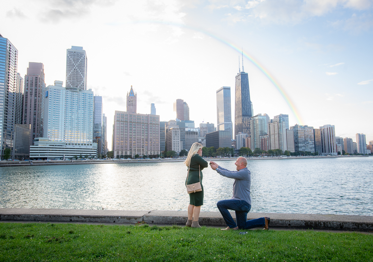 featured photo spot in Chicago for proposals photo shoots