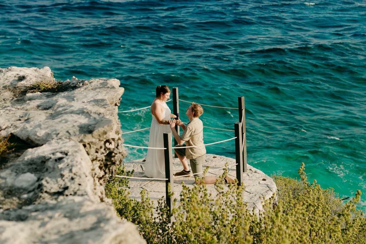 featured photo spot in Isla Mujeres for proposals photo shoots