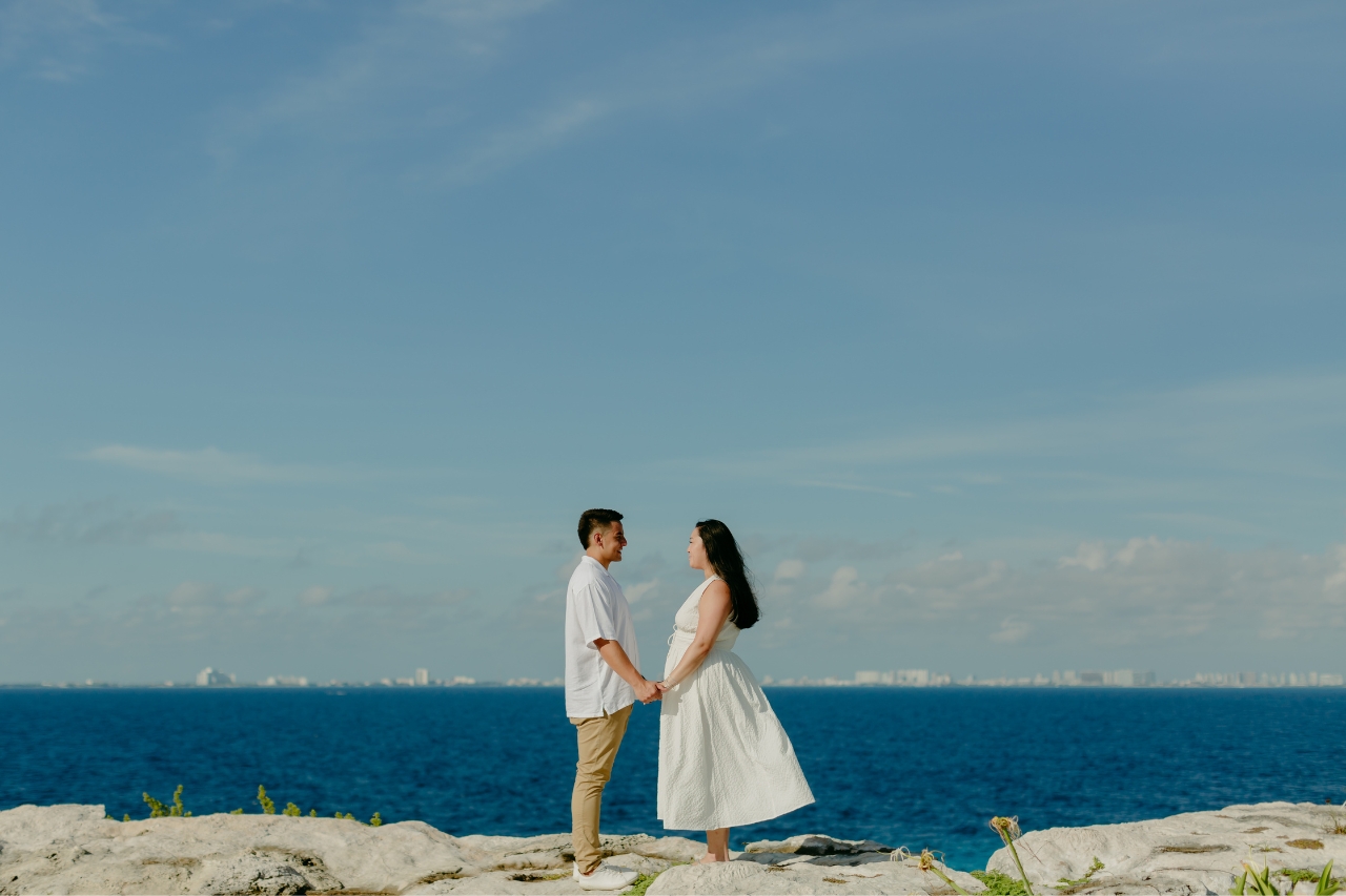 book a proposal photo shoot in Isla Mujeres cta image