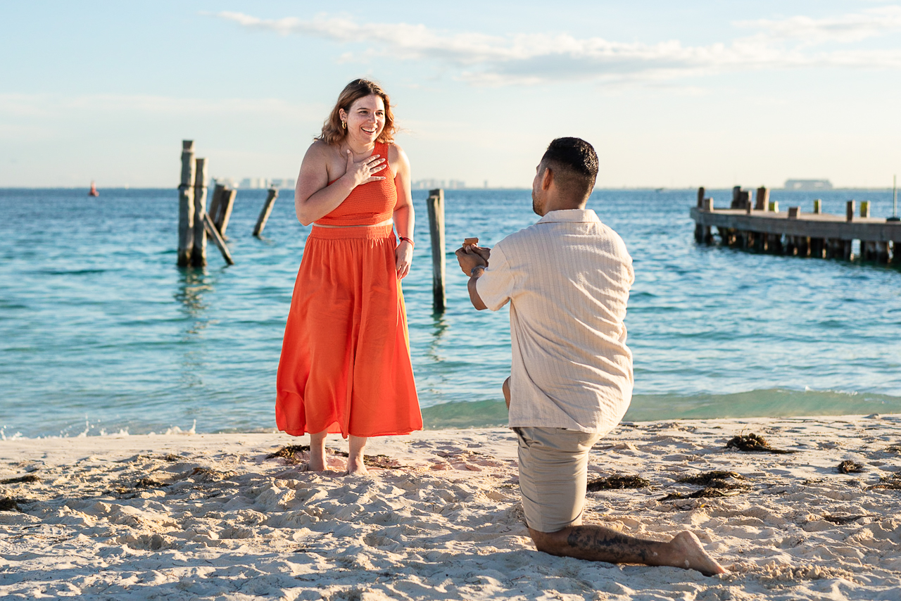 featured photo spot in Isla Mujeres for proposals photo shoots