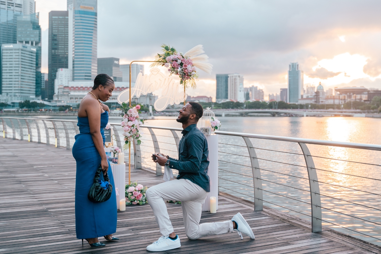 book a proposal photo shoot in Singapore cta image