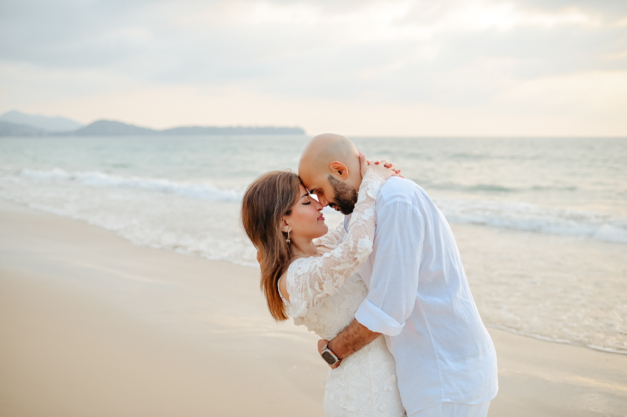 featured photo spot in Thailand for proposals photo shoots