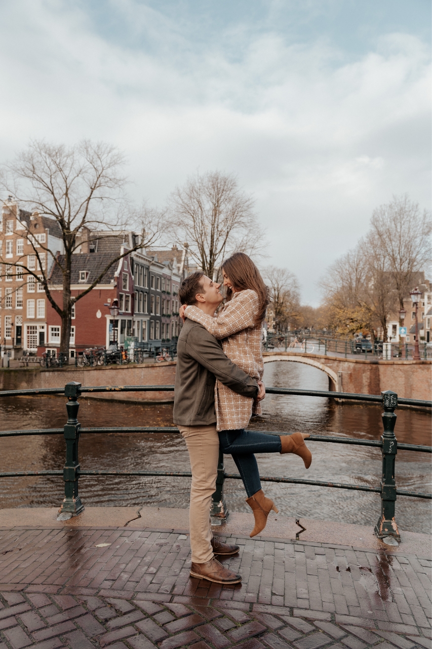 featured photo spot in Amsterdam for proposals photo shoots gallery