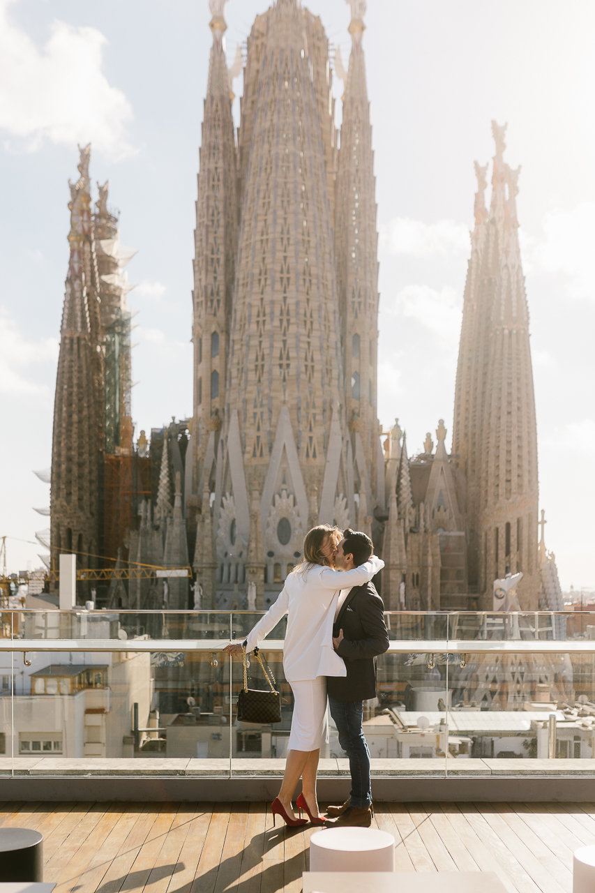 hire a proposal photograhper in Barcelona