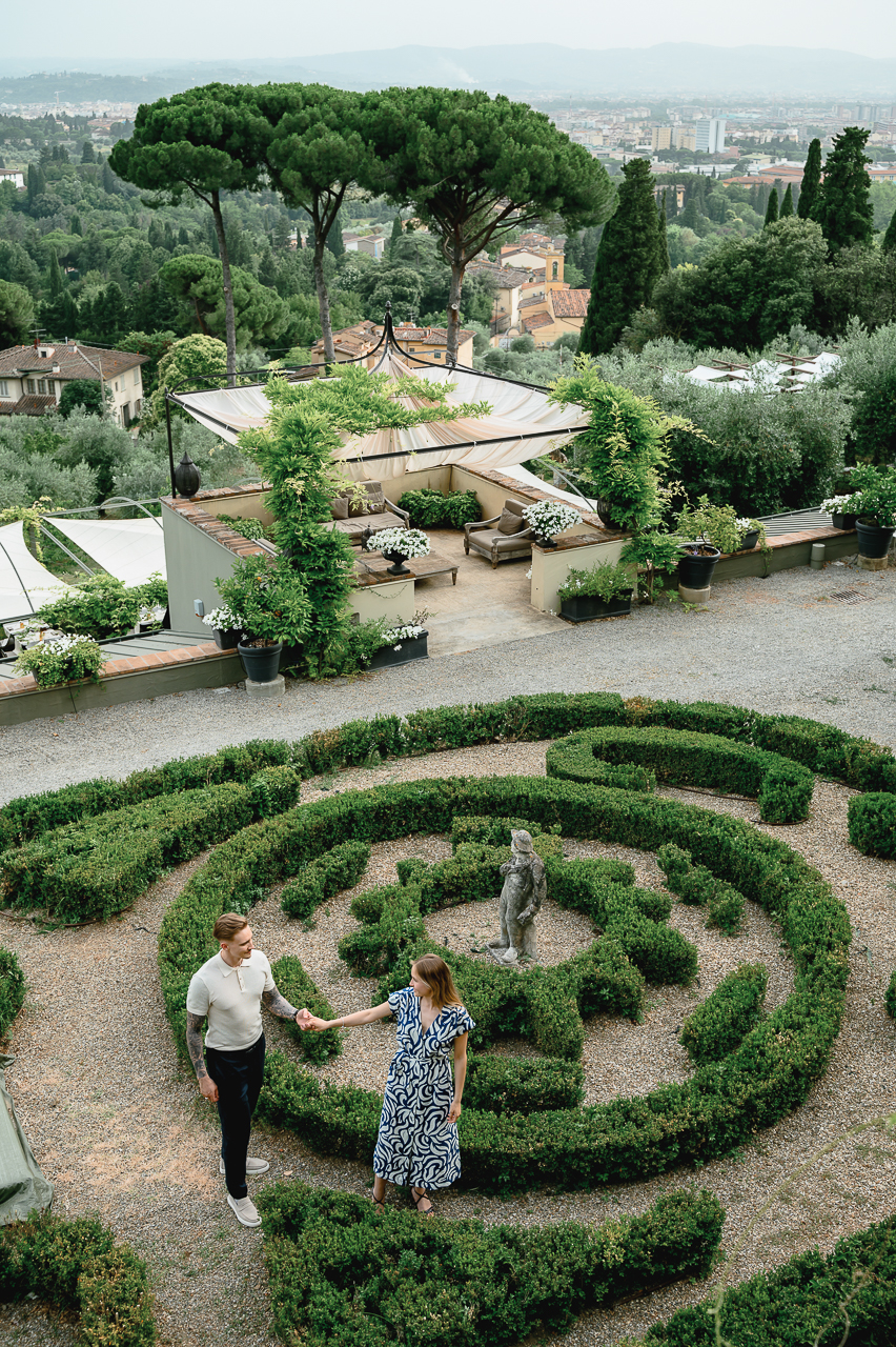 featured photo spot in Tuscany for proposals photo shoots gallery