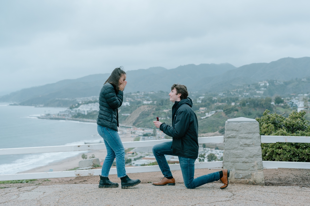 hire a proposal photograhper in Los Angeles