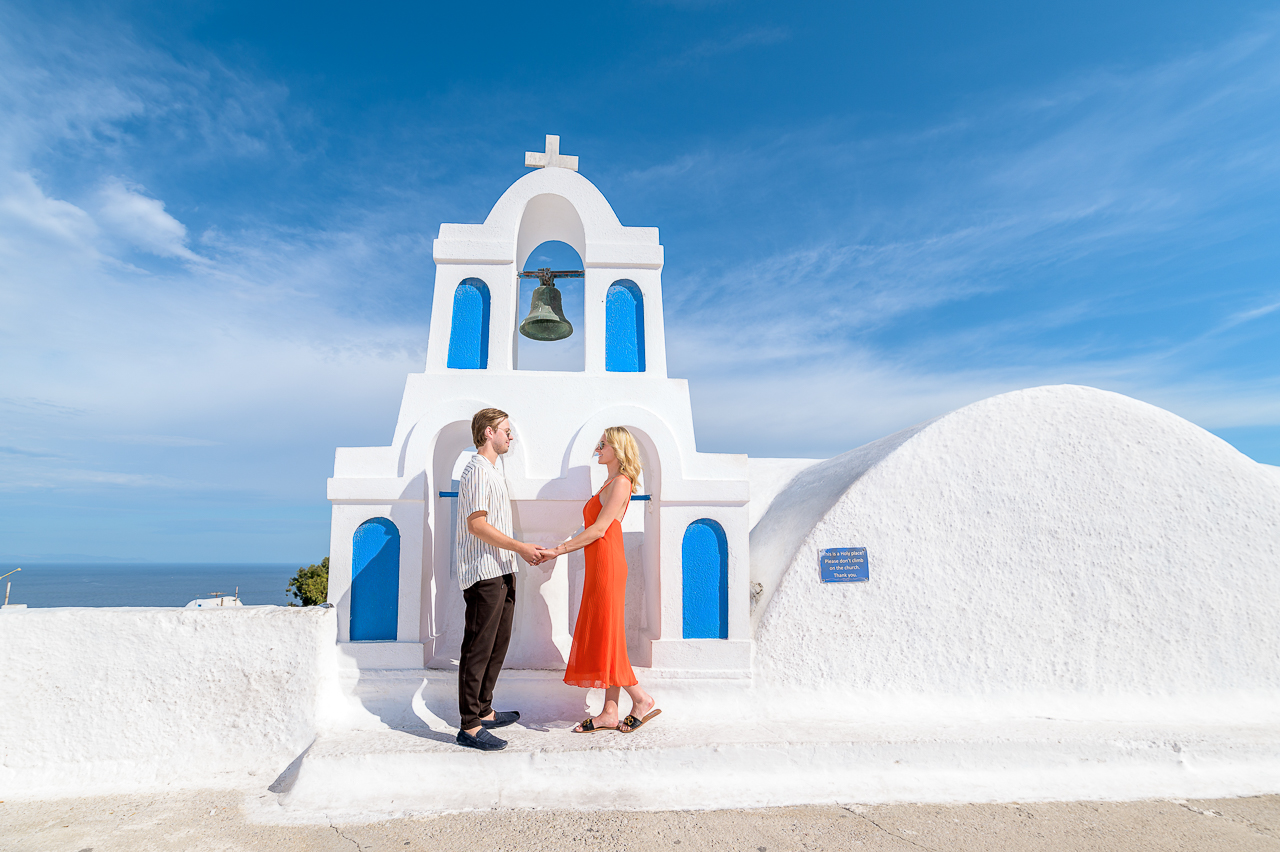 featured photo spot in Santorini for proposals photo shoots gallery