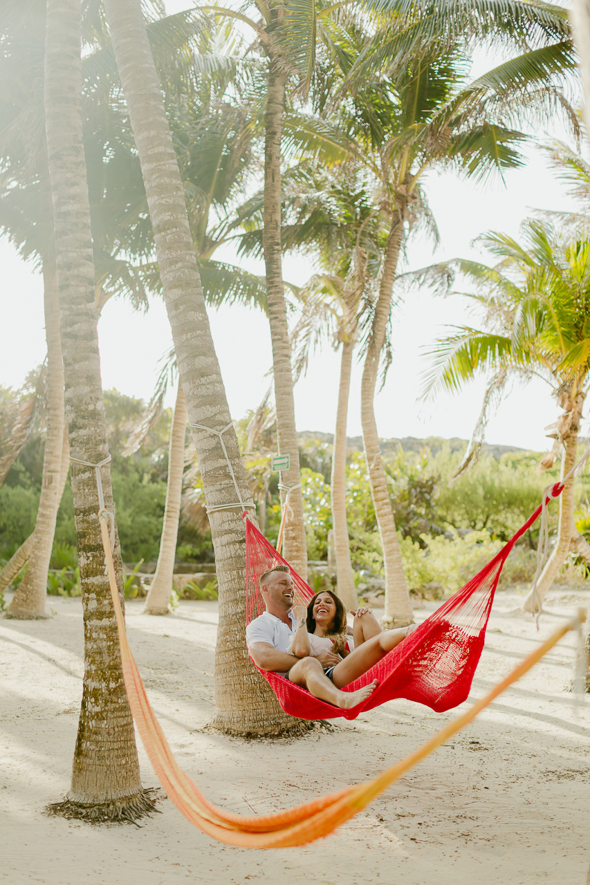 hire a proposal photograhper in Tulum