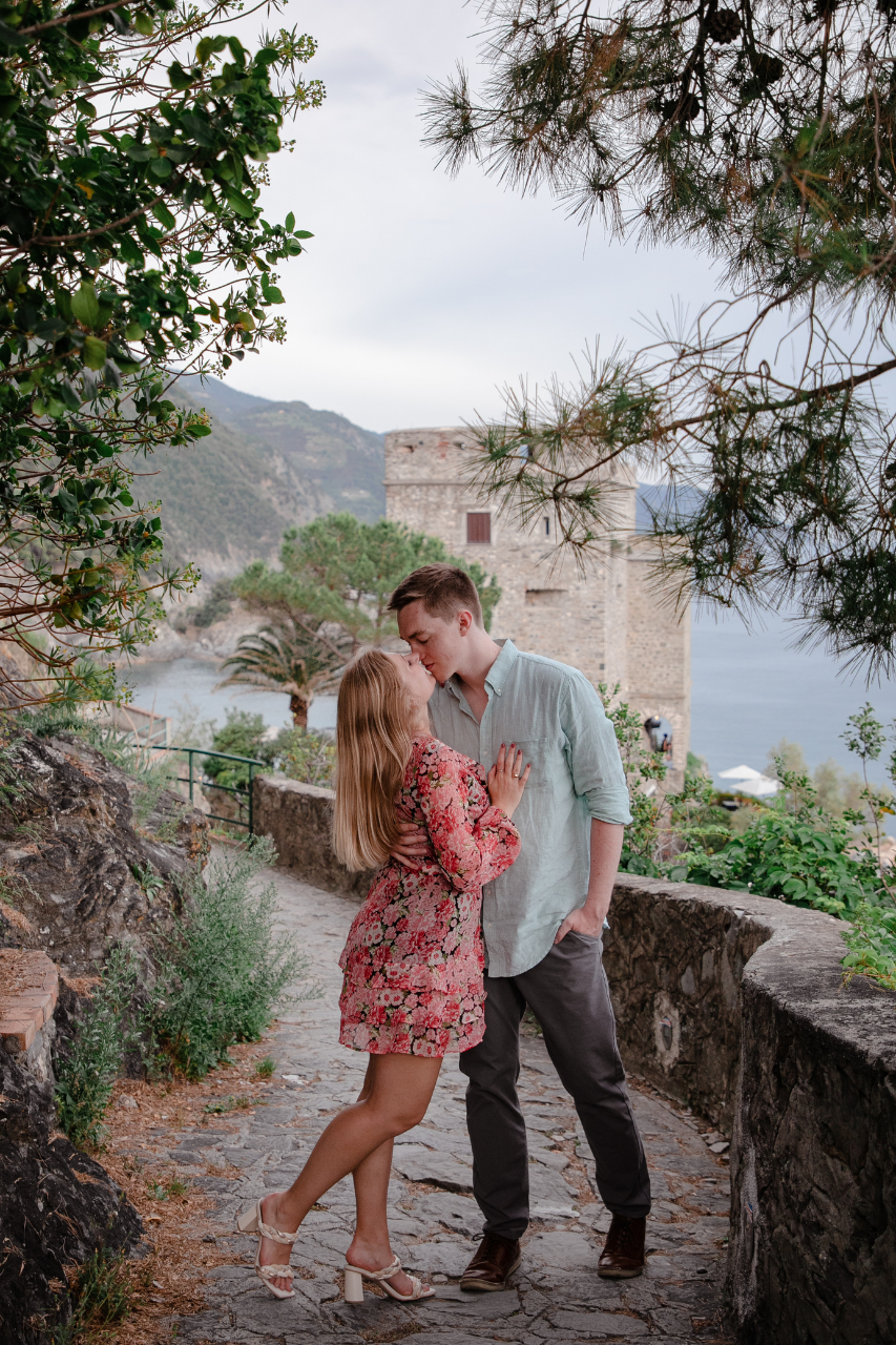 featured photo spot in Cinque Terre for proposals photo shoots gallery