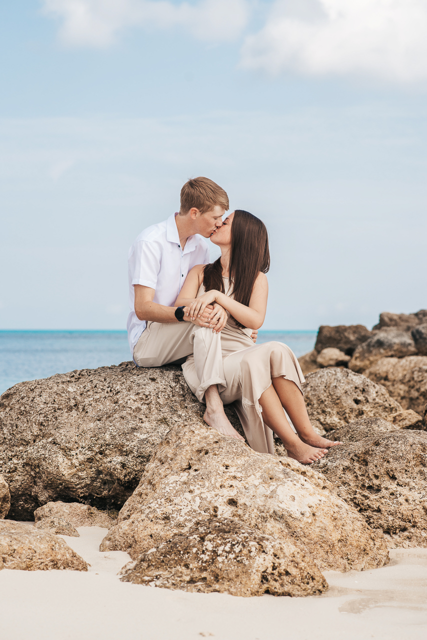 hire a proposal photograhper in Nassau