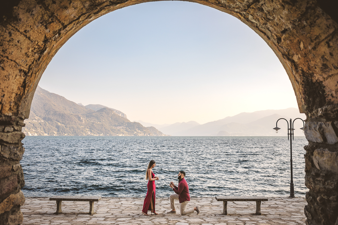 featured photo spot in Lake Como for proposals photo shoots