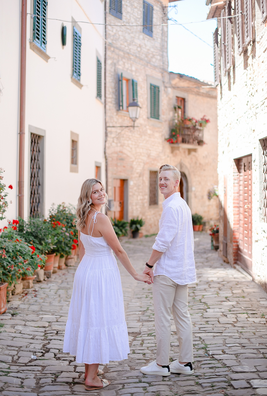 featured photo spot in Tuscany for proposals photo shoots gallery