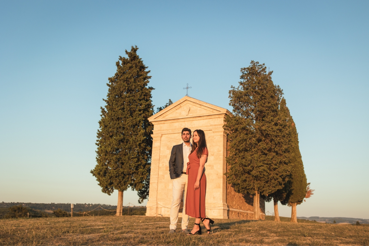 featured photo spot in Tuscany for proposals photo shoots