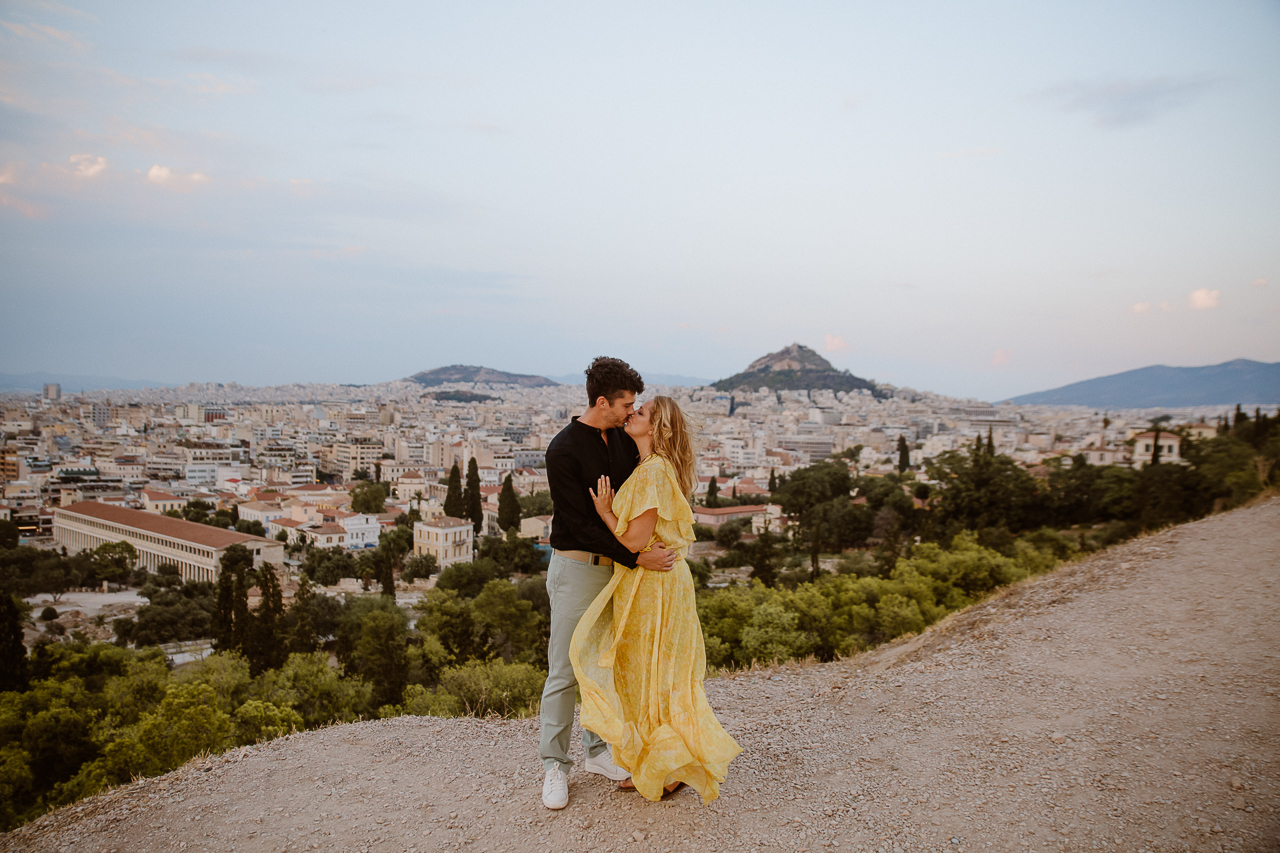 hire a proposal photograhper in Athens