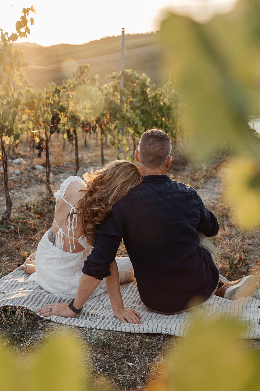 featured photo spot in Tuscany for proposals photo shoots gallery