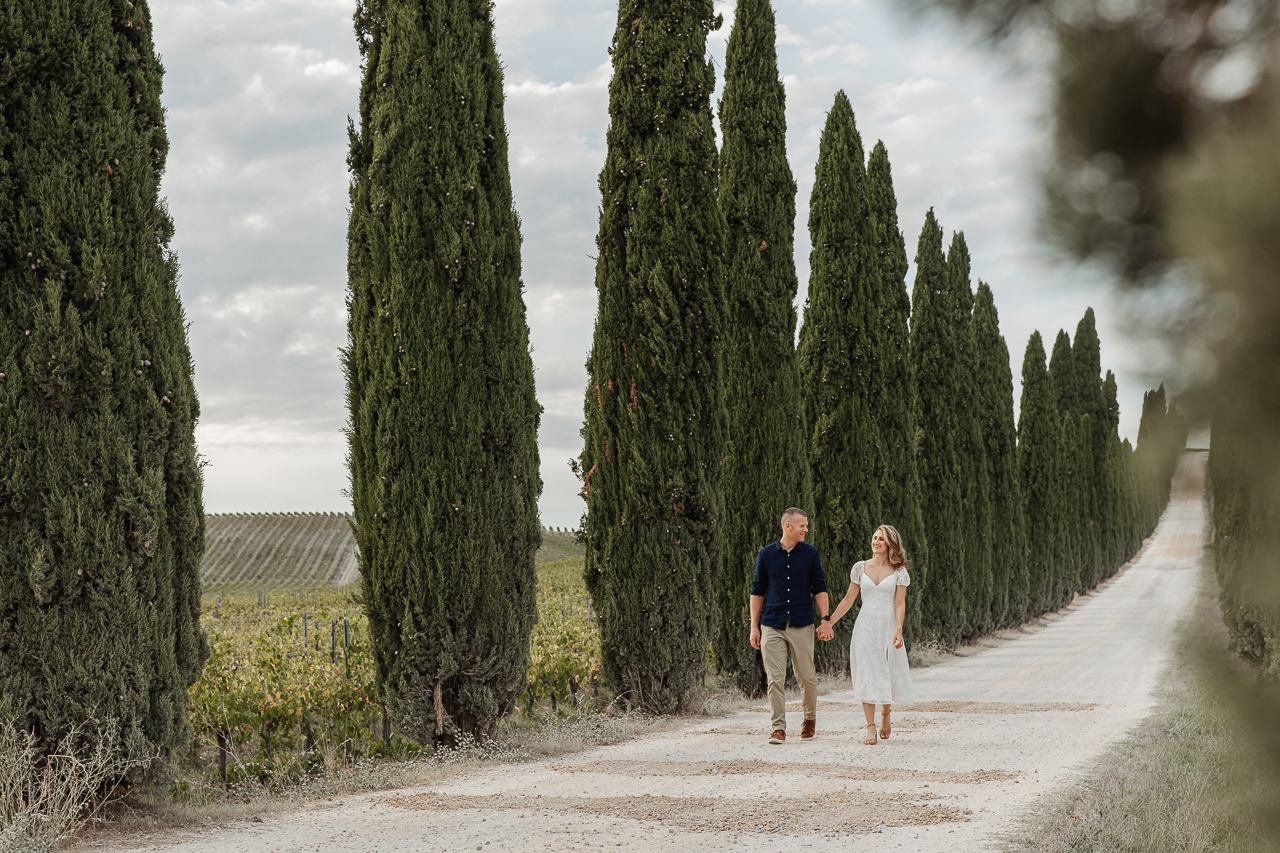 featured photo spot in Tuscany for proposals photo shoots gallery