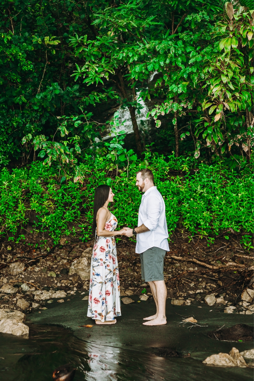 featured photo spot in Quepos for proposals photo shoots gallery