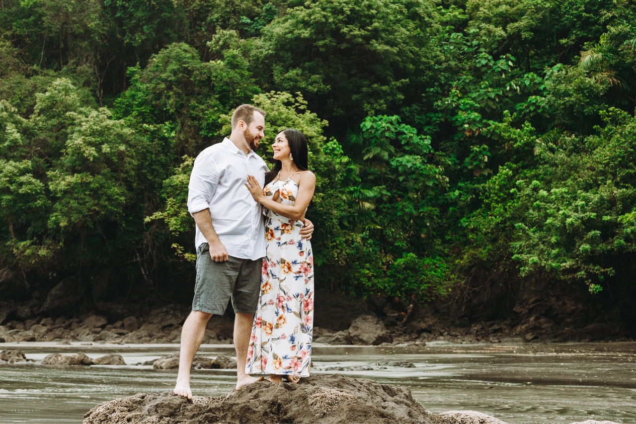 featured photo spot in Quepos for proposals photo shoots