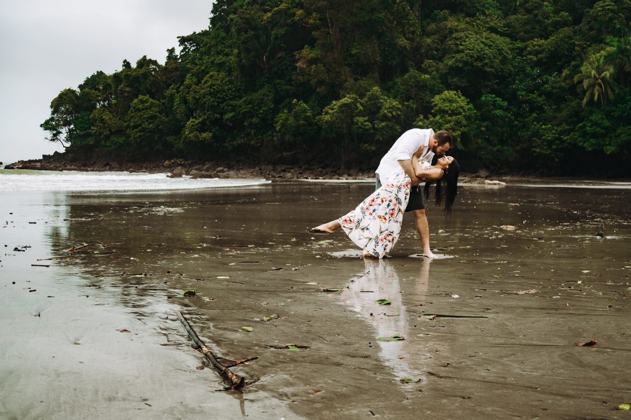 featured photo spot in Quepos for proposals photo shoots gallery