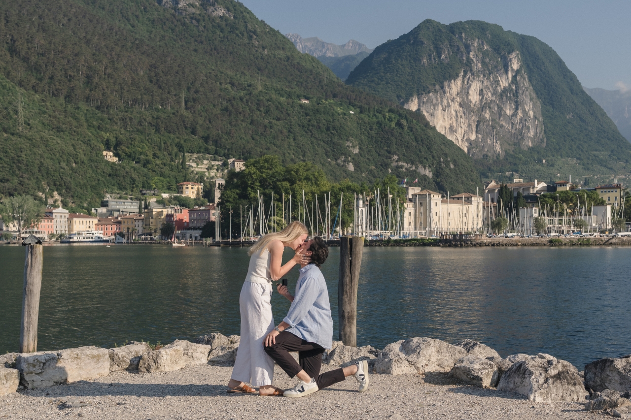 featured photo spot in Lake Garda for proposals photo shoots