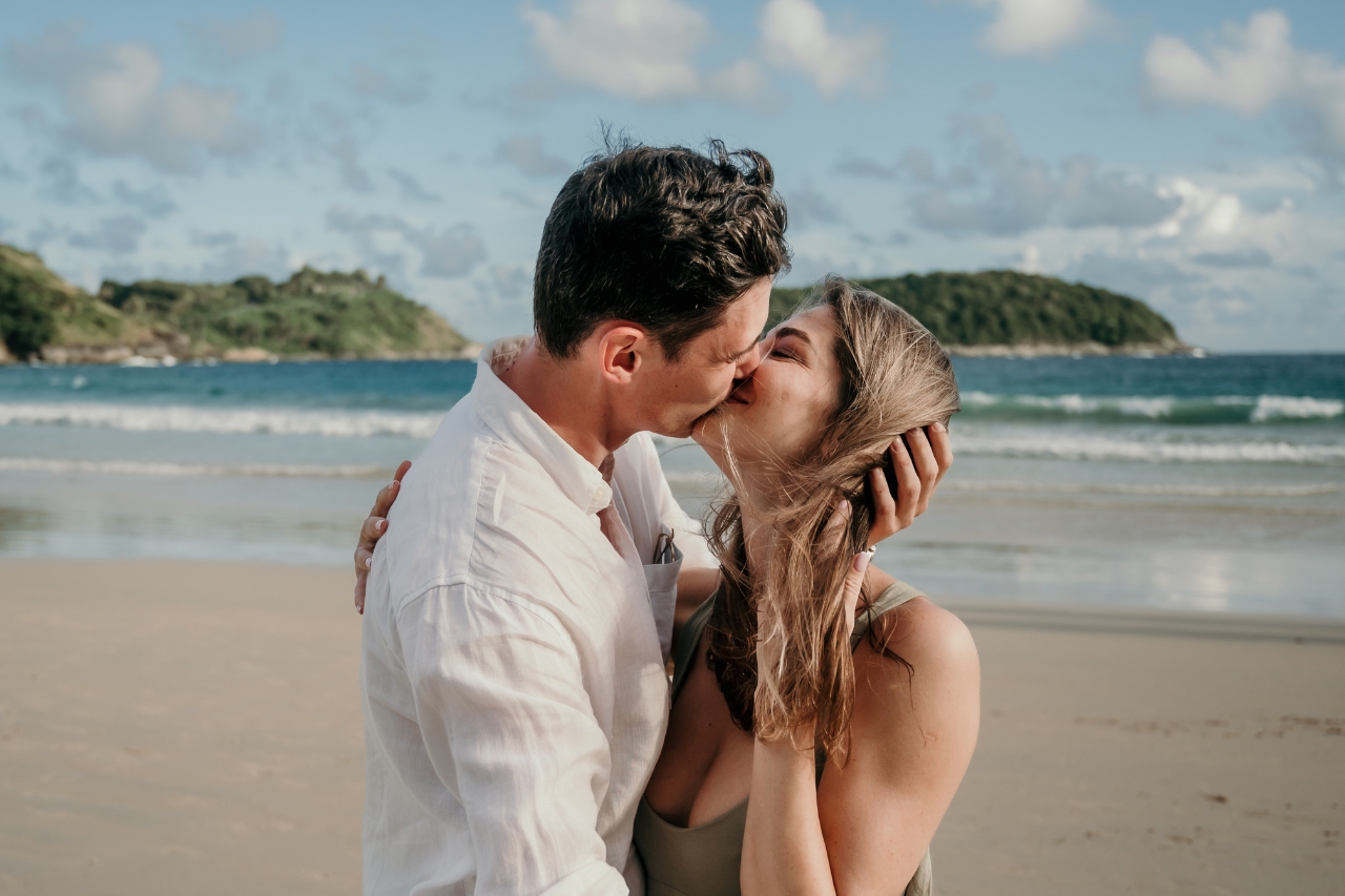 hire a proposal photograhper in Phuket