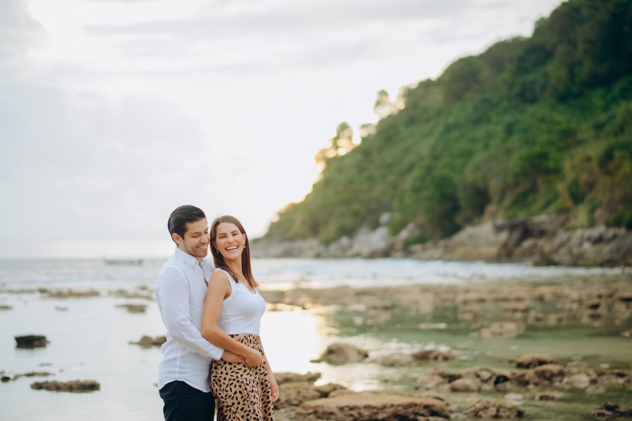 book a proposal photo shoot in Phuket cta image