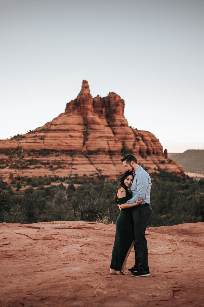 hire a proposal photograhper in Sedona