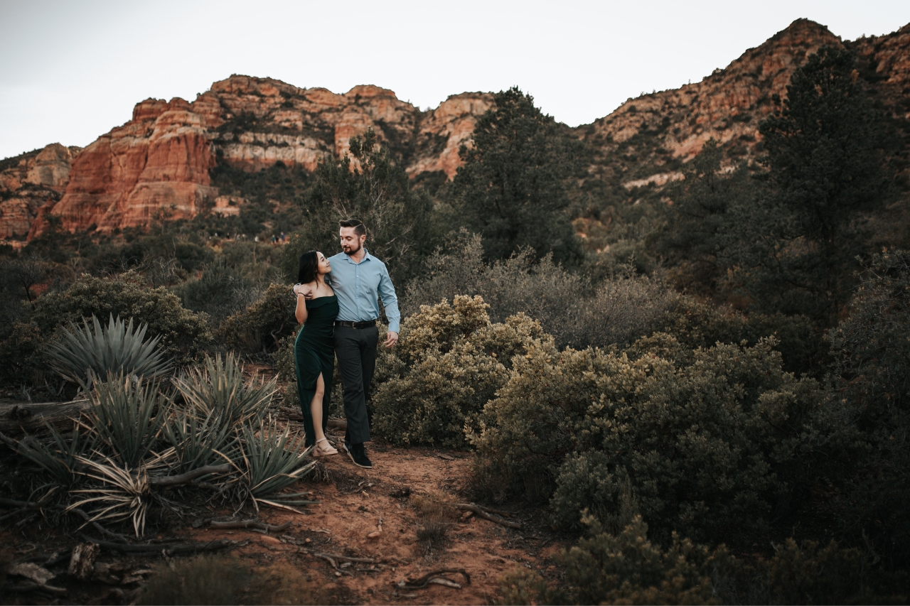 hire a proposal photograhper in Sedona