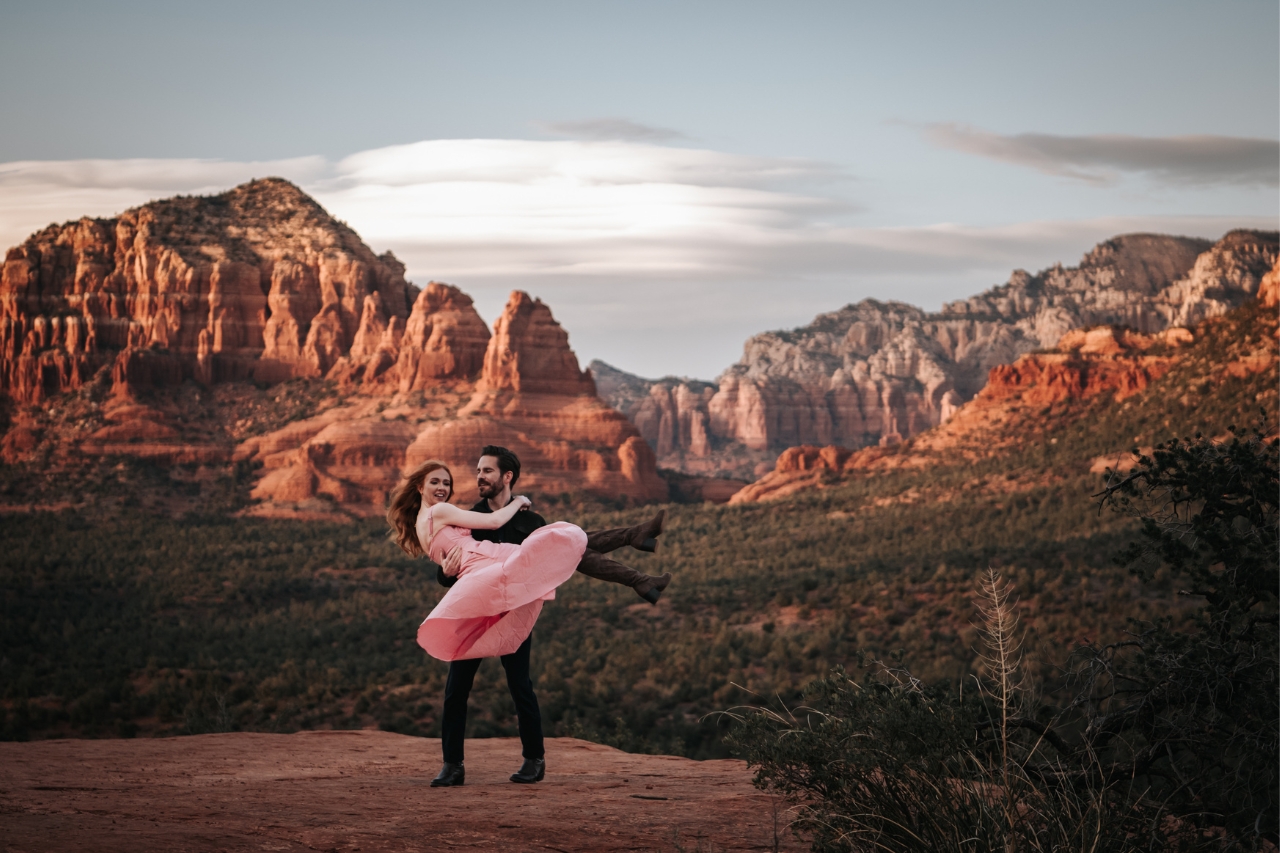 featured photo spot in Sedona for proposals photo shoots gallery