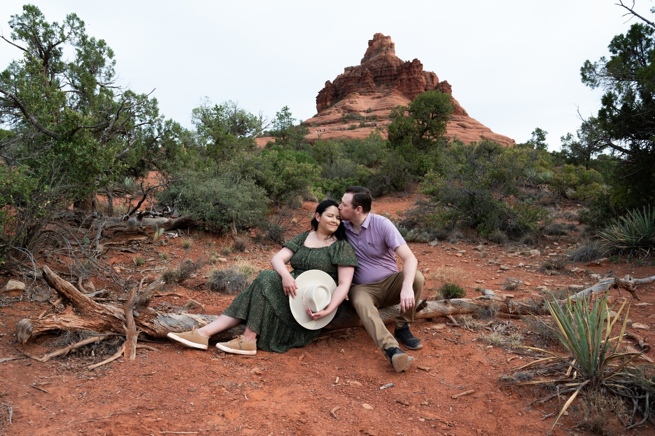 featured photo spot in Sedona for proposals photo shoots